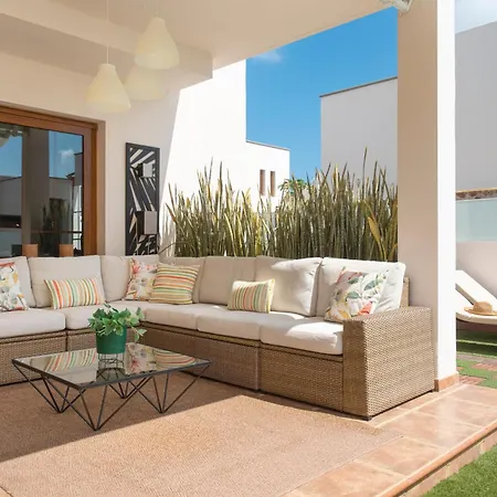 Lanzahost Jaba Villa